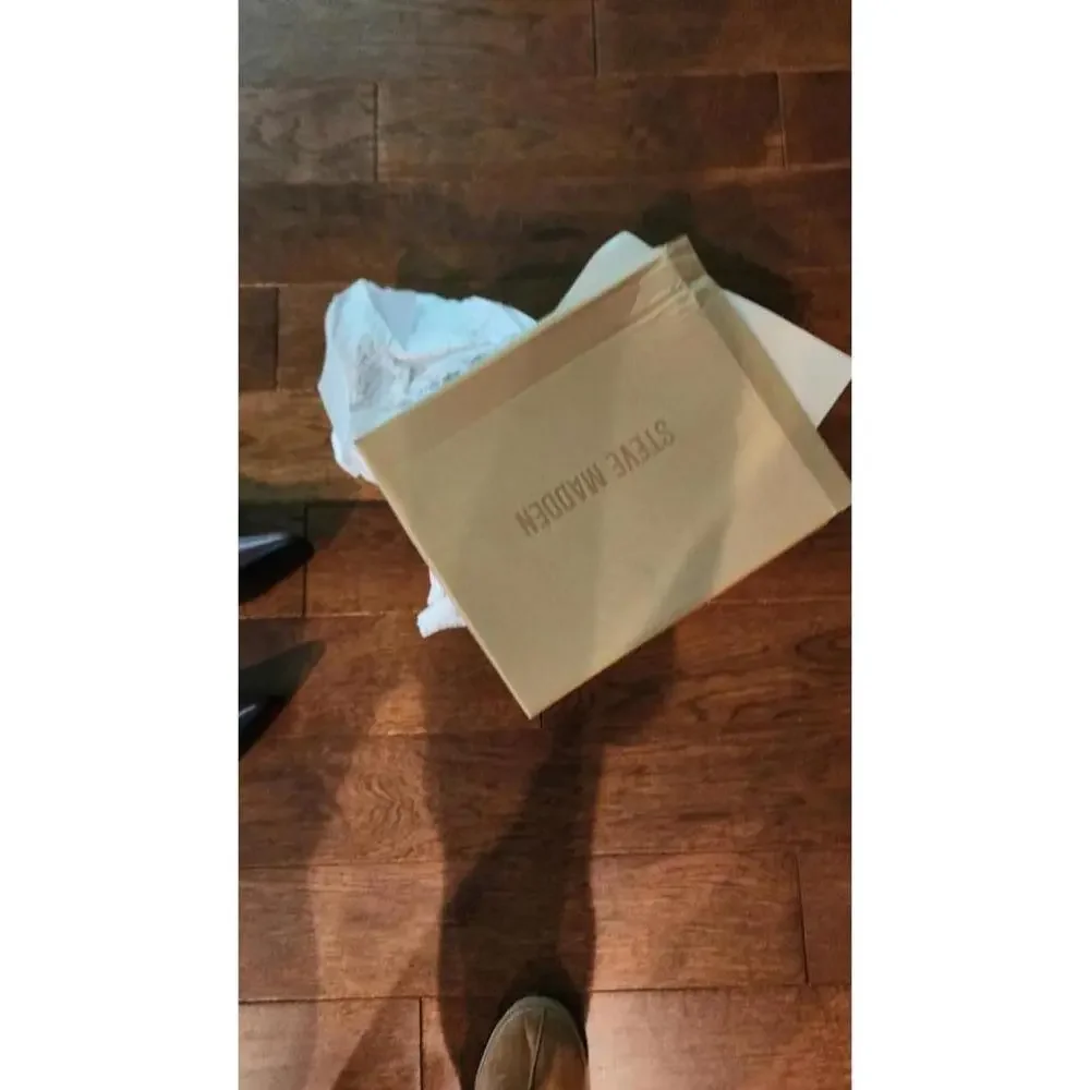Steve Madden square toe